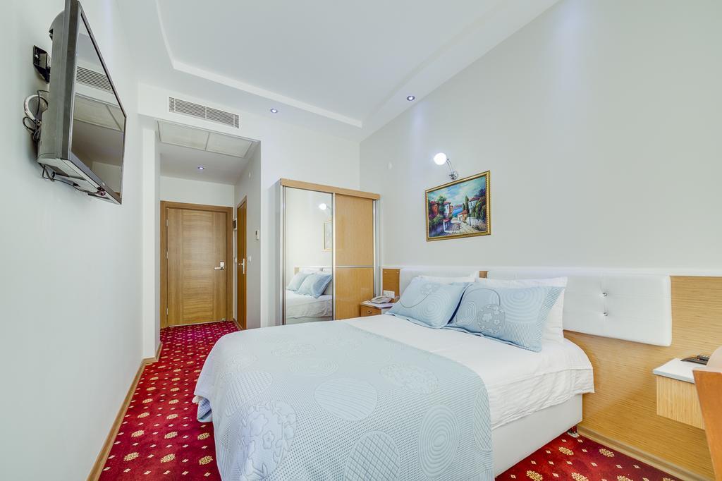 Cemberlitas Hotel & Hamam Айдин Екстер'єр фото